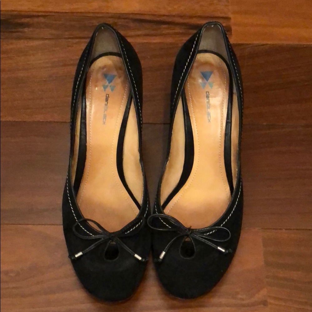 Black suede heels